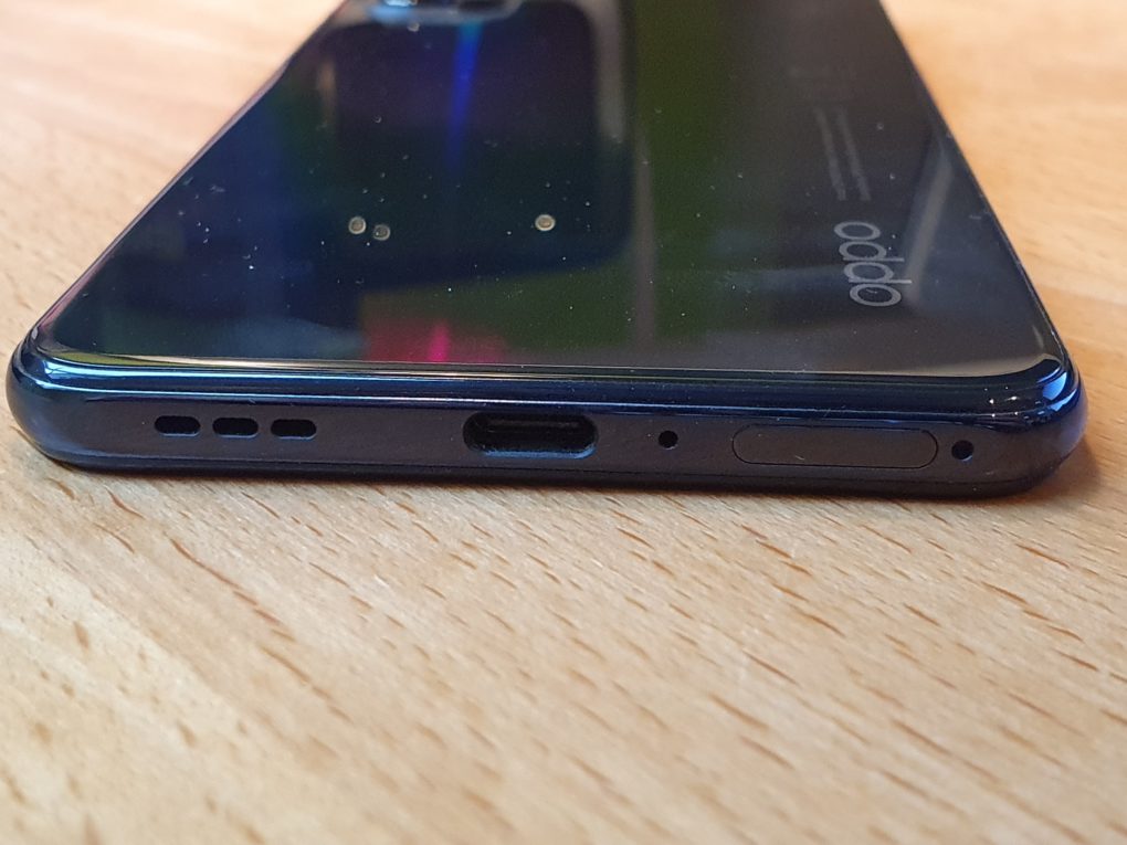 Oppo Reno 4 Design Anschluesse