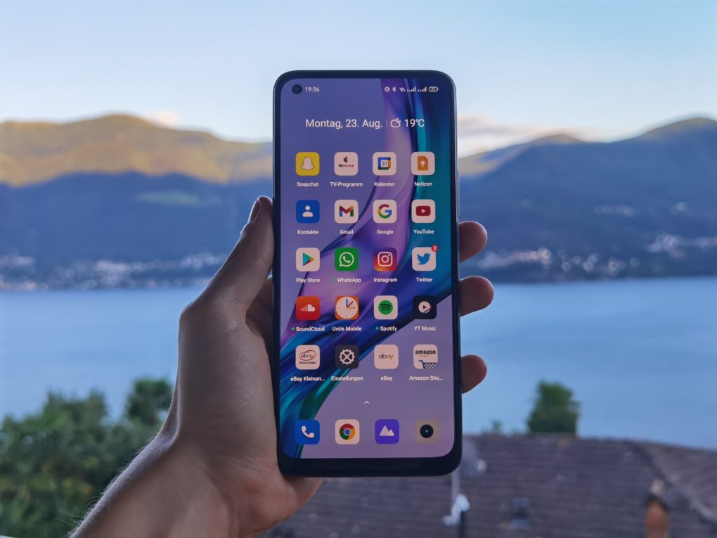 Realme 8 Vorderseite