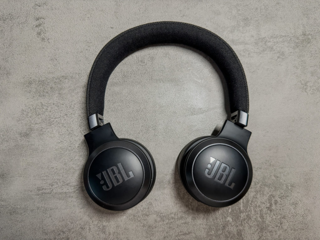 JBL Live 670 Vorne