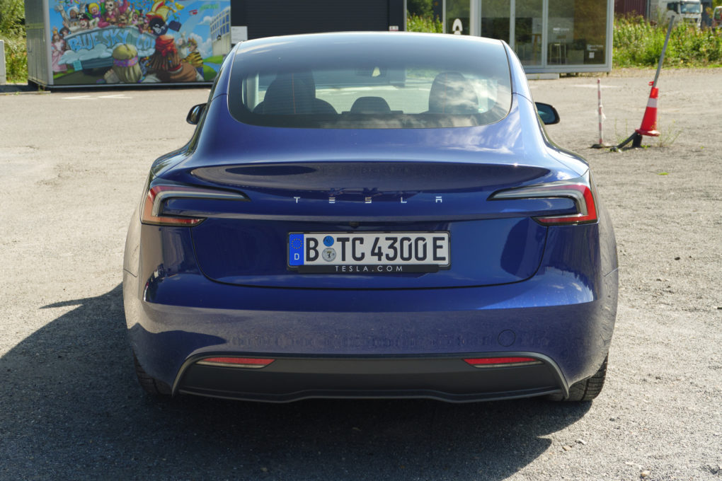 Tesla Model 3 Facelift Heck