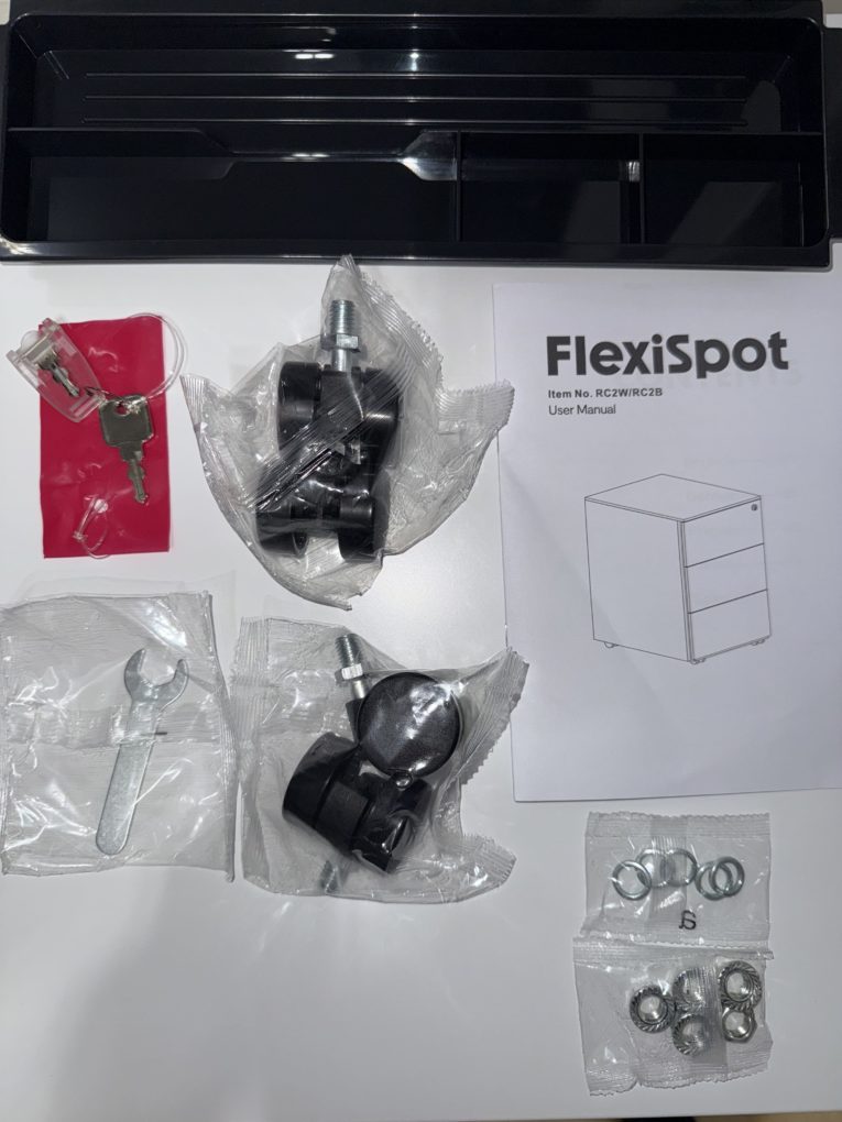 FlexiSpot RC2 Lieferumfang