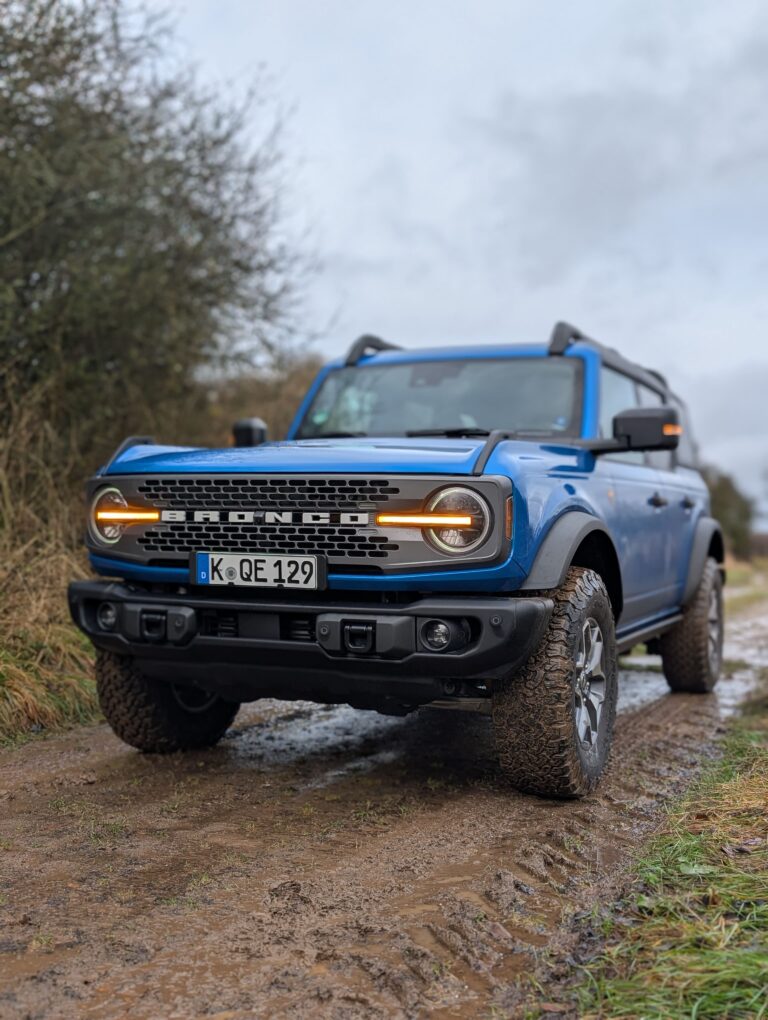 Ford Bronco Badlands Front