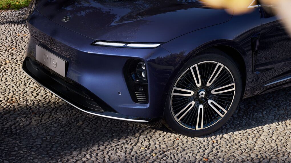 NIO ET9 Close Up