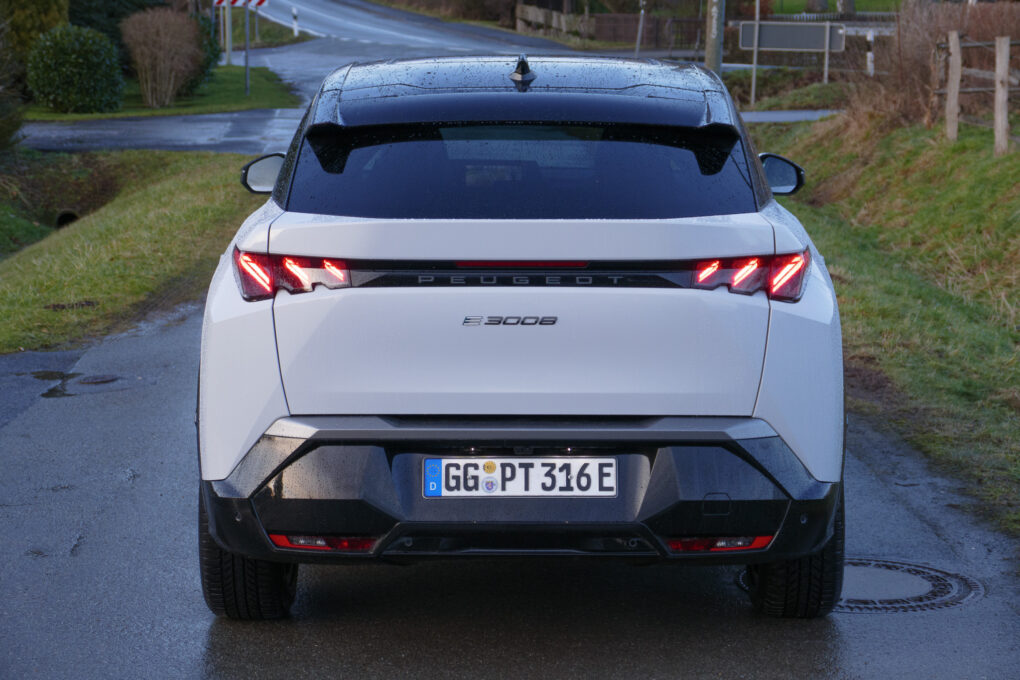 Peugeot E-3008 Heck