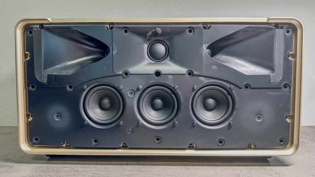 JBL Authentics 500 Lautsprecher