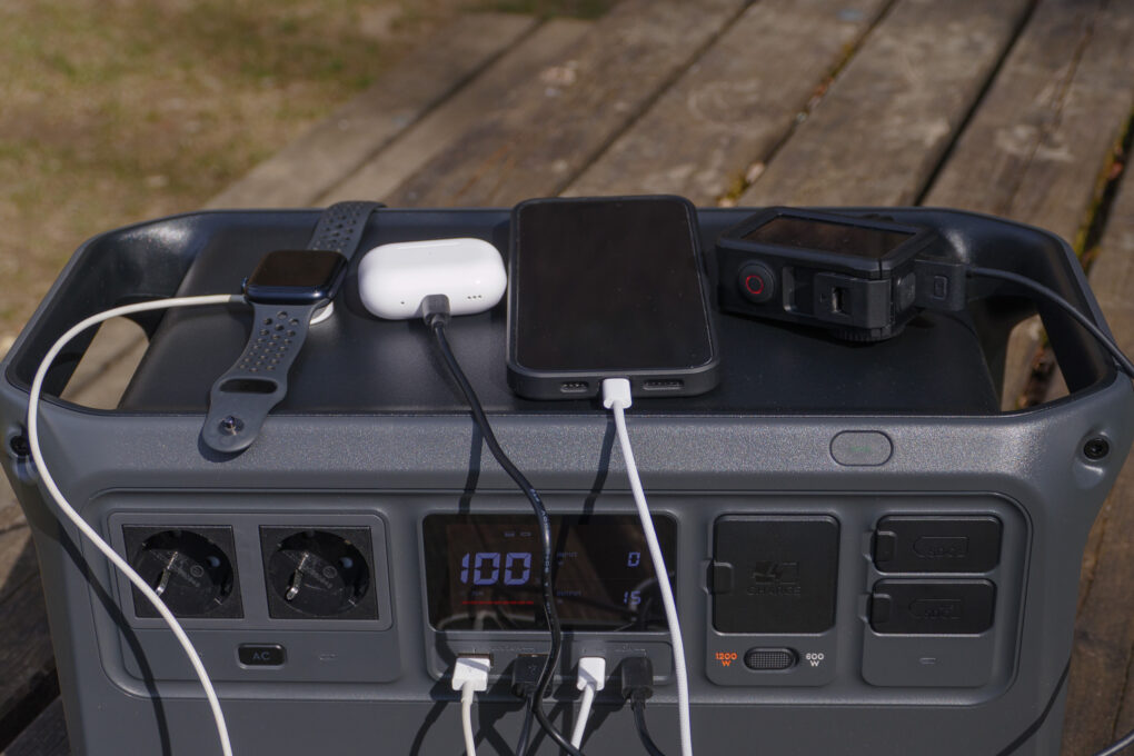 DJI Power 1000 USB Lademöglichkeiten