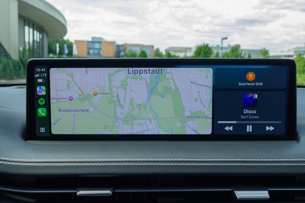 Genesis GV70 Display 11