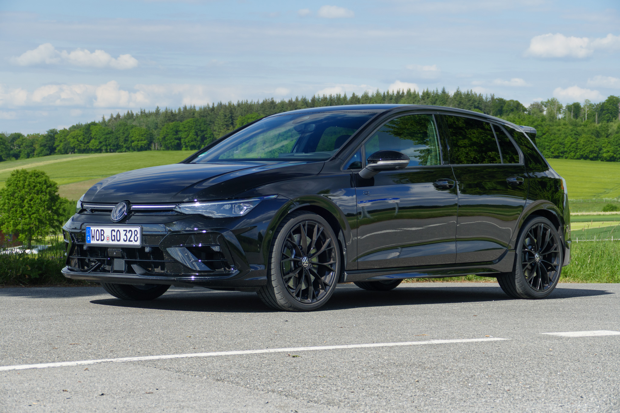 VW Golf 8 R Beitragsbild