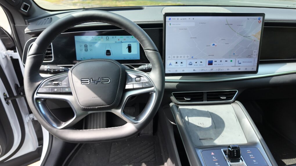 BYD Sealion 7 Cockpit