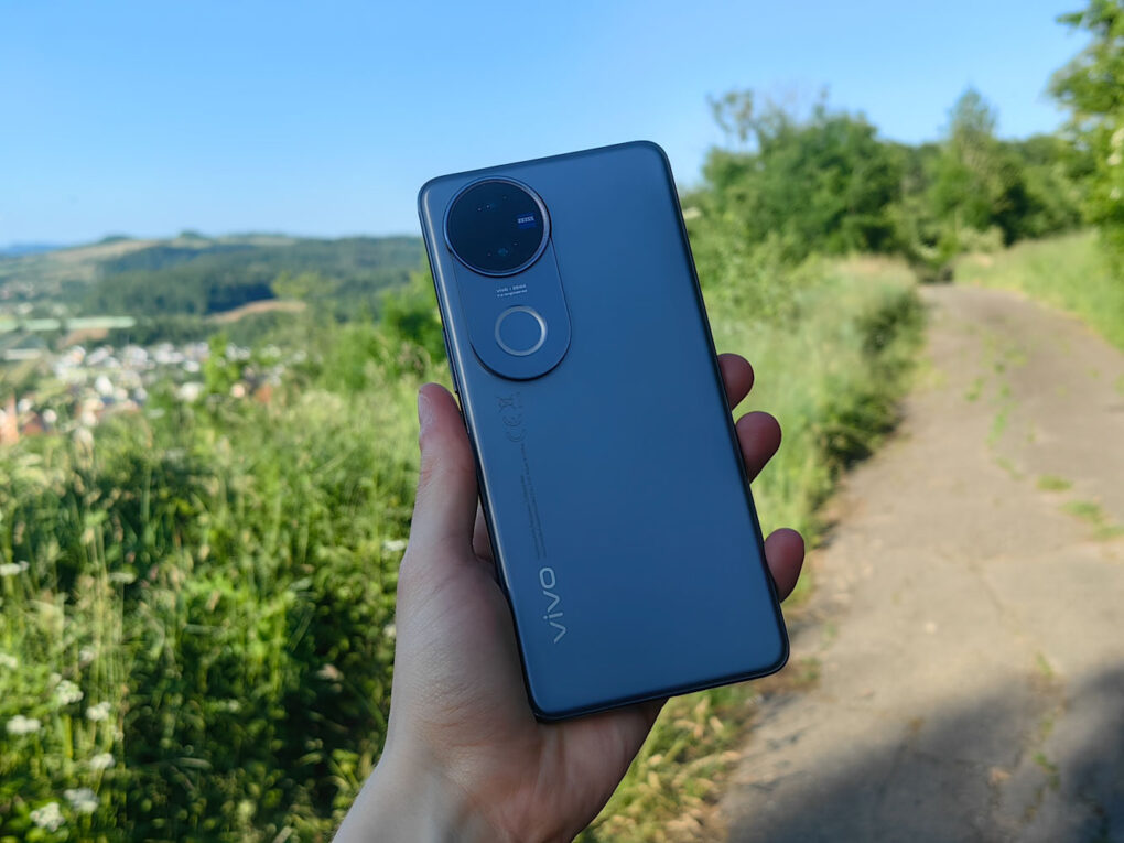 Vivo V50 Design 1
