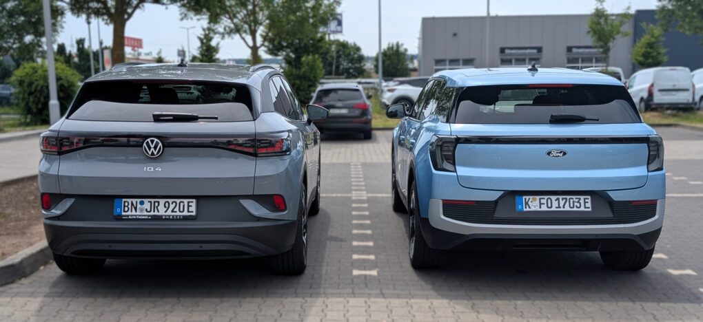 Ford Explorer und VW ID.4 hinten