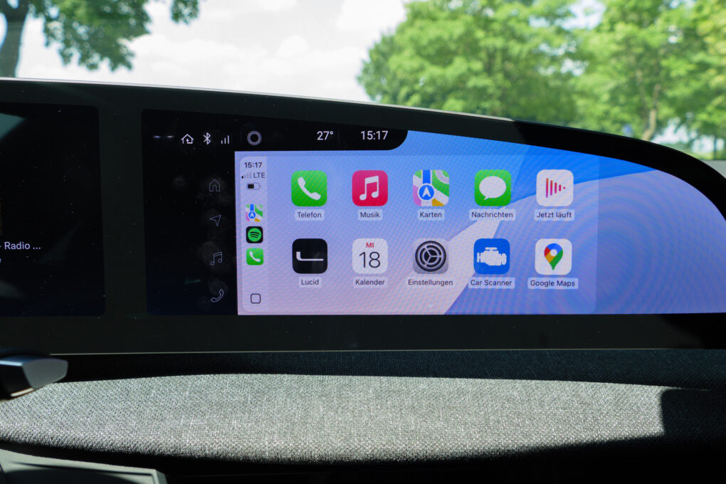 Lucid Air Pure Carplay