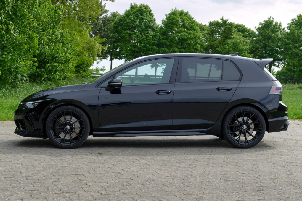 VW Golf 8 R Seite