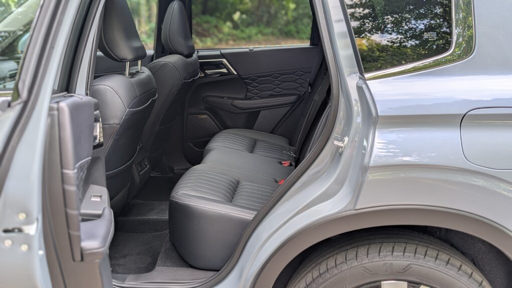 Mitsubishi Outlander Fond
