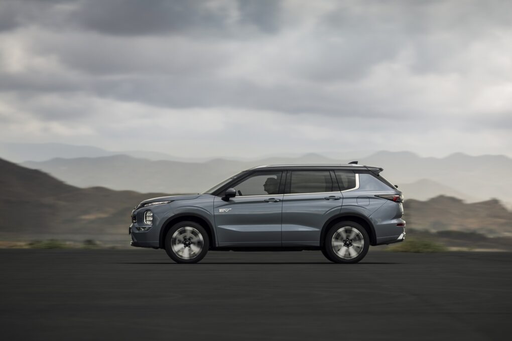 Mitsubishi Outlander Seite rechts