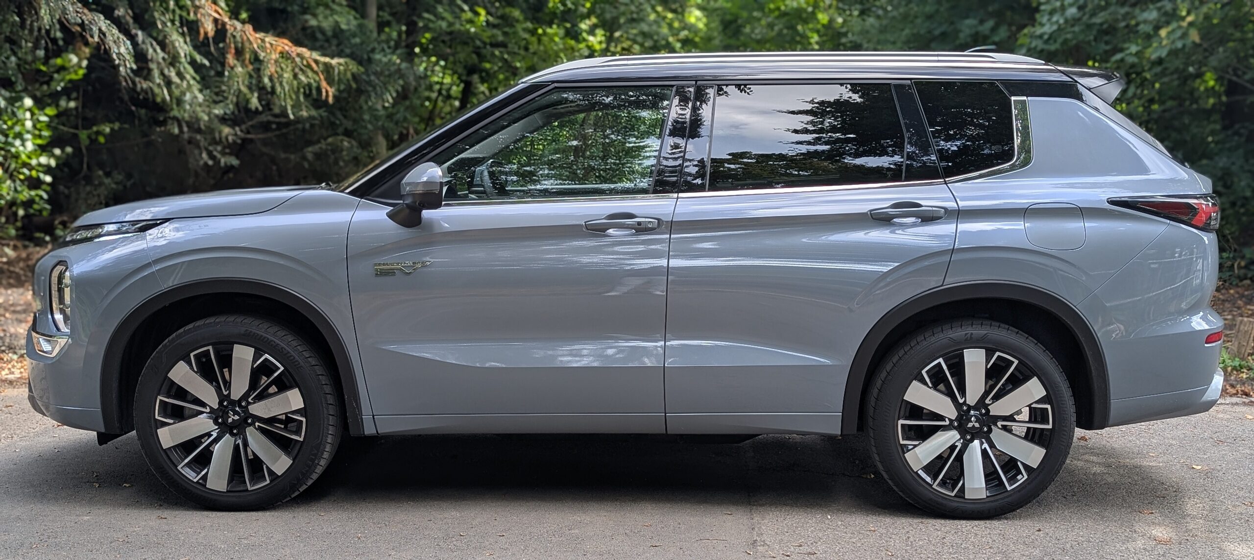 Mitsubishi Outlander Seitenansicht